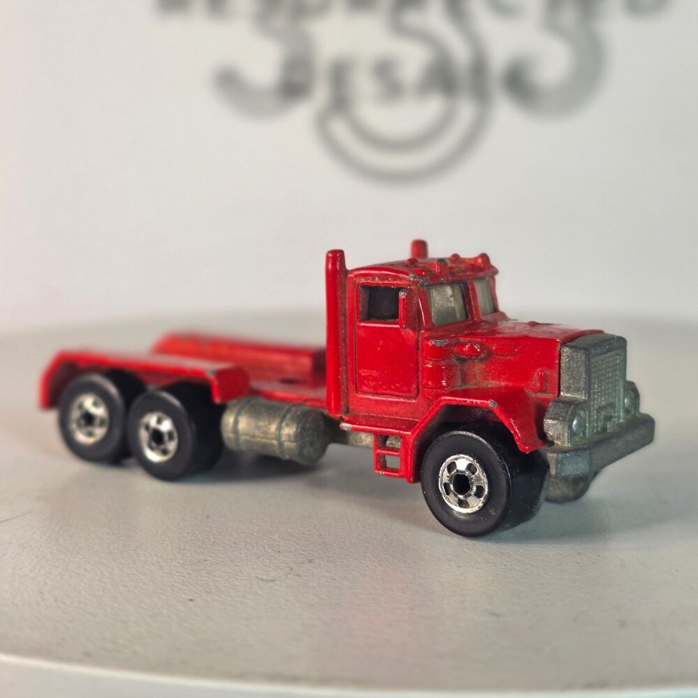 VINTAGE 1979 Hot Wheels Red Peterbilt Semi Truck Die-Cast RARE NRMT
